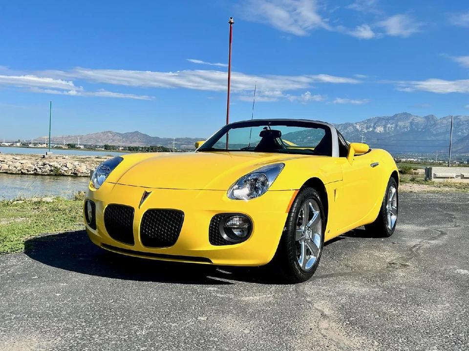 2008 Pontiac Solstice GXP - Image 4 of 31
