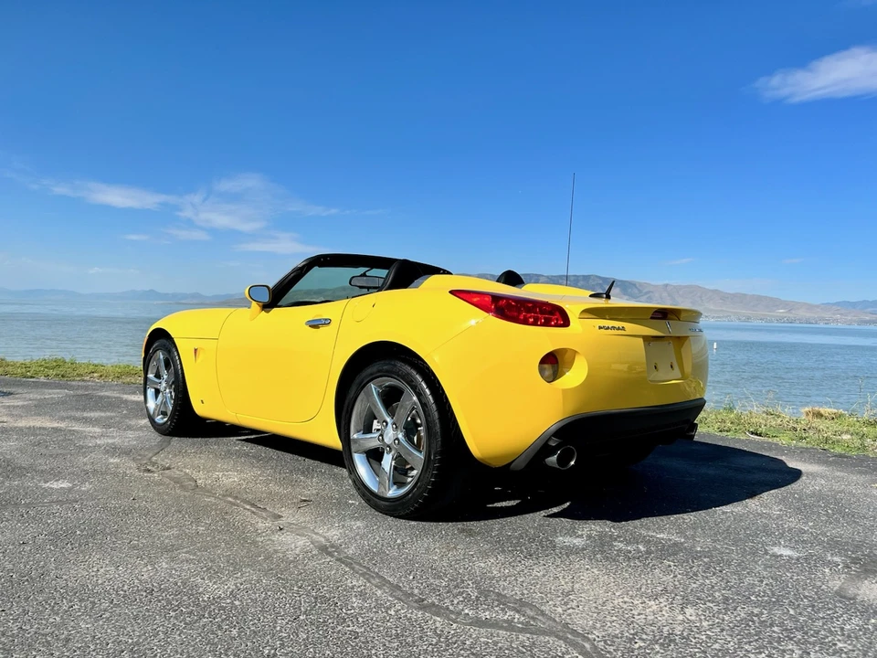 2008 Pontiac Solstice GXP - Image 14 of 31