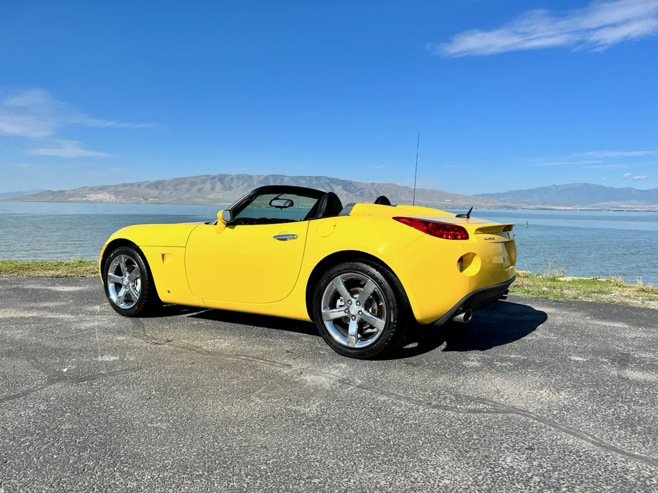 2008 Pontiac Solstice GXP - Image 13 of 31