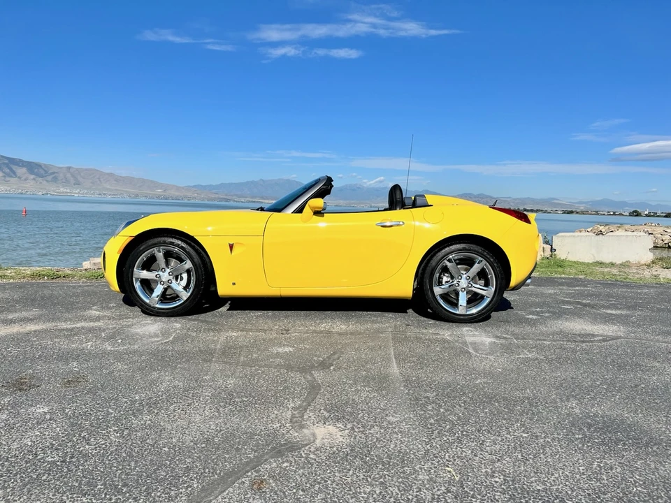 2008 Pontiac Solstice GXP - Image 10 of 31