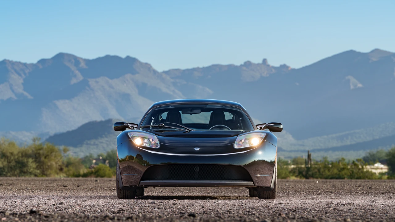 2008 Tesla Roadster - Image 8 of 31