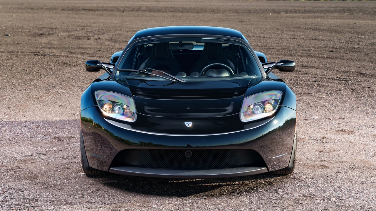 2008 Tesla Roadster - Image 10 of 31