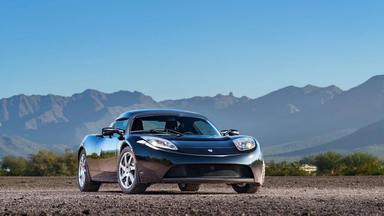 2008 Tesla Roadster - Image 12 of 31