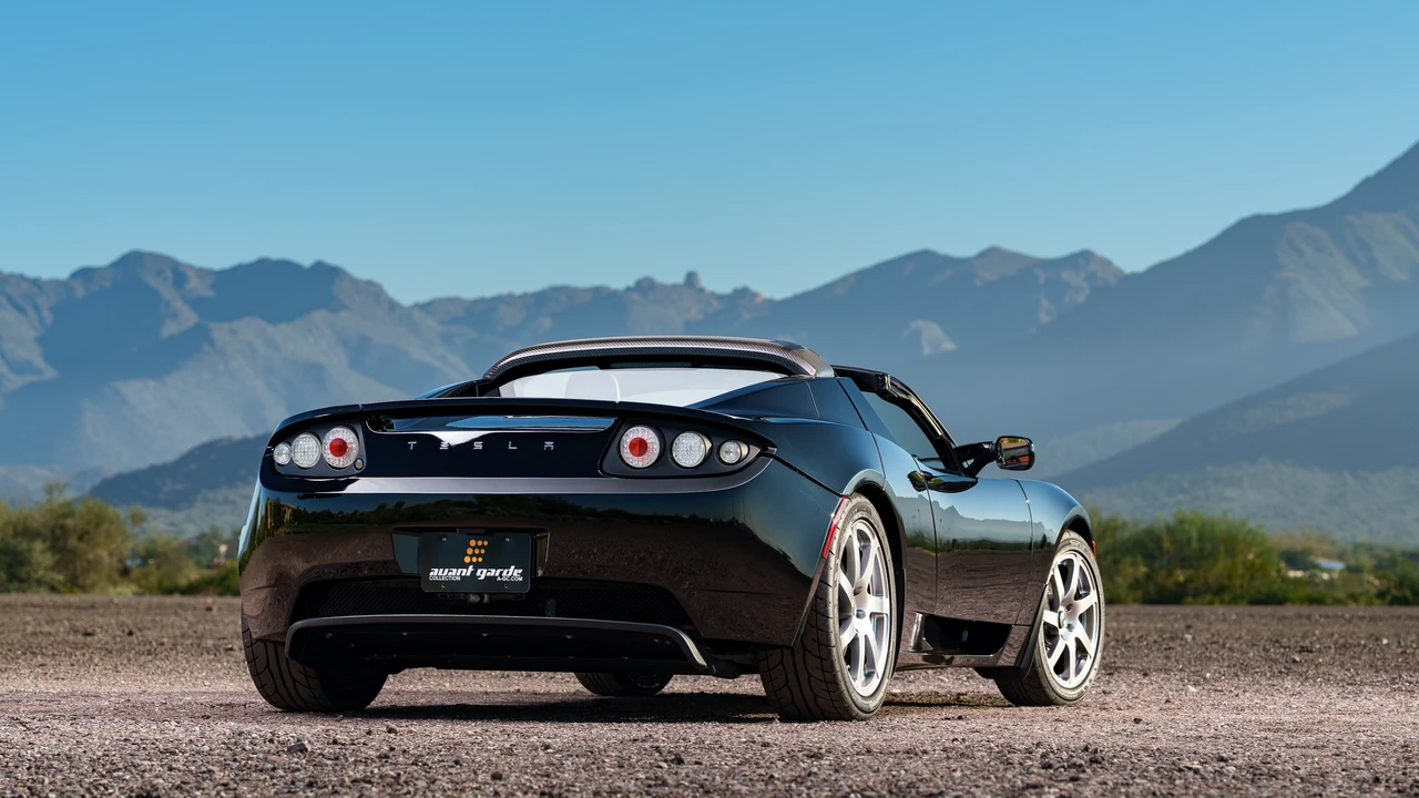 2008 Tesla Roadster - Image 24 of 31