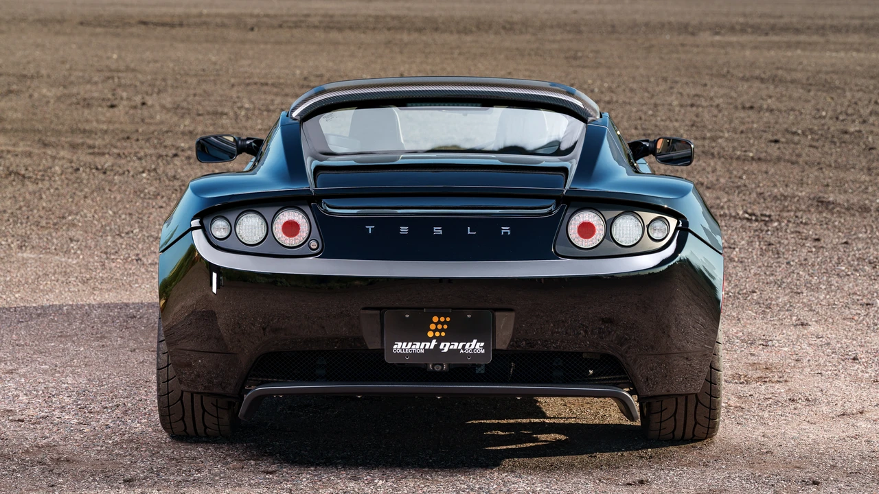 2008 Tesla Roadster - Image 28 of 31