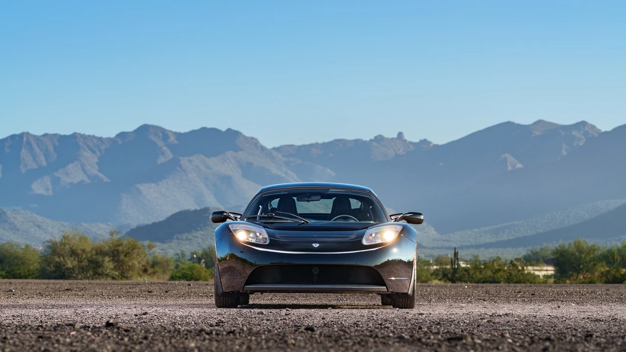 2008 Tesla Roadster - Image 7 of 31