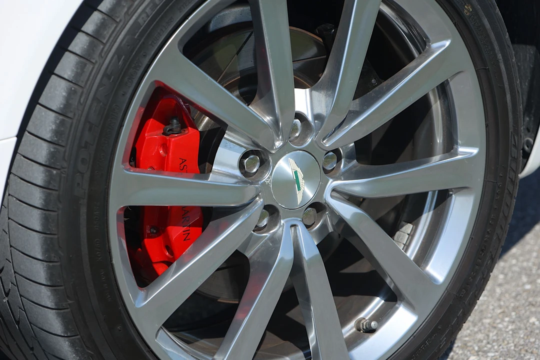 2009 Aston Martin DB9 - Image 29 of 31