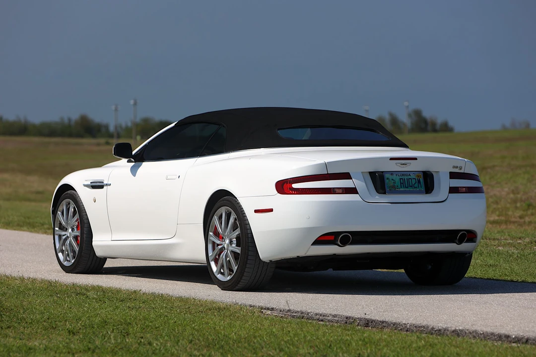 2009 Aston Martin DB9 - Image 18 of 31