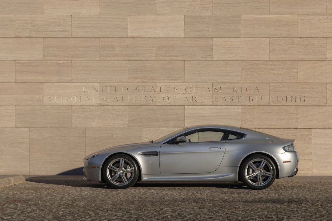 2009 Aston Martin V8 Vantage (2006-2017) - Image 19 of 31