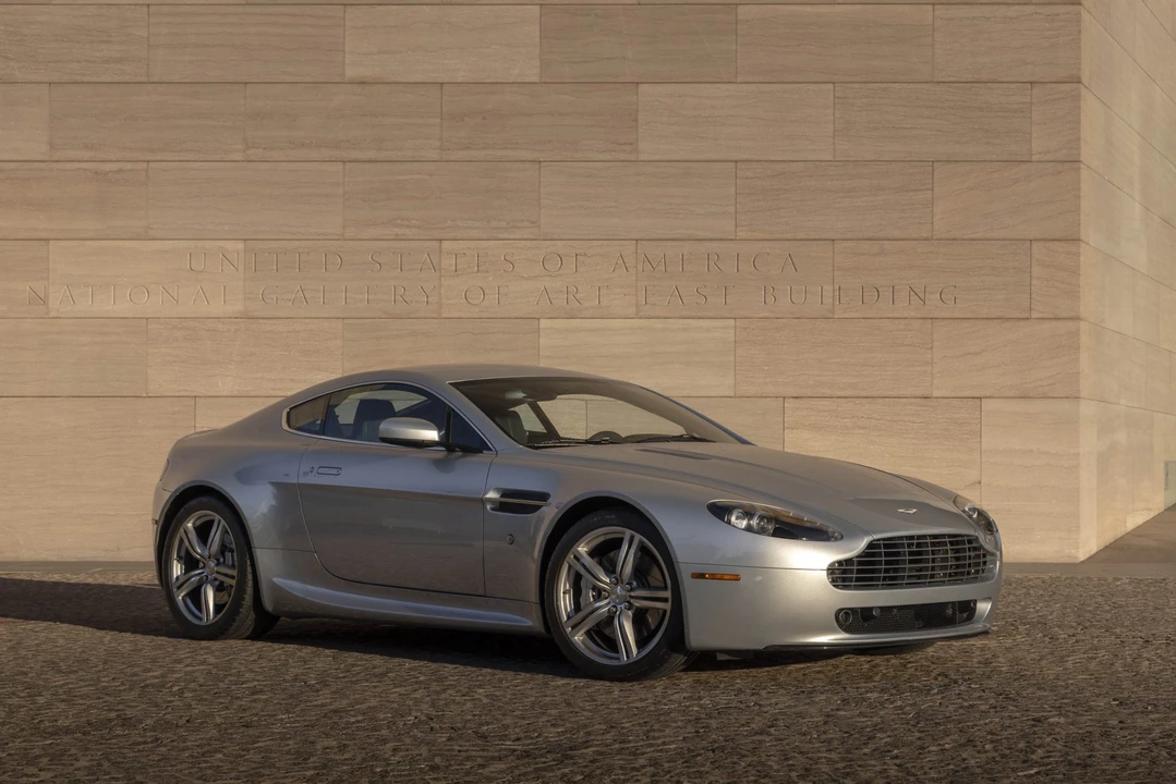 2009 Aston Martin V8 Vantage (2006-2017) - Image 12 of 31