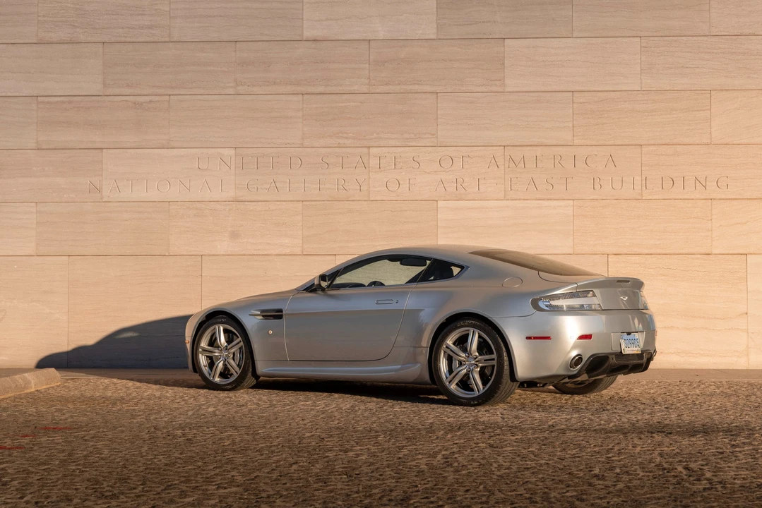 2009 Aston Martin V8 Vantage (2006-2017) - Image 3 of 31