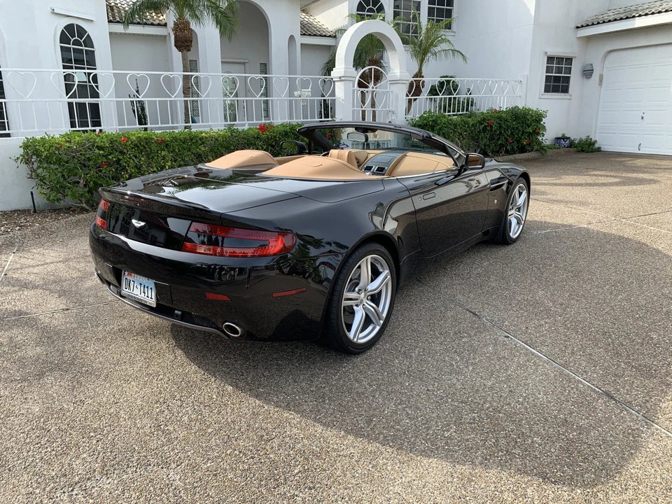2009 Aston Martin V8 Vantage (2006-2017) - Image 11 of 31