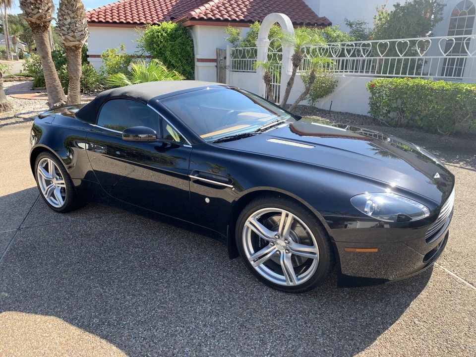 2009 Aston Martin V8 Vantage (2006-2017) - Image 26 of 31