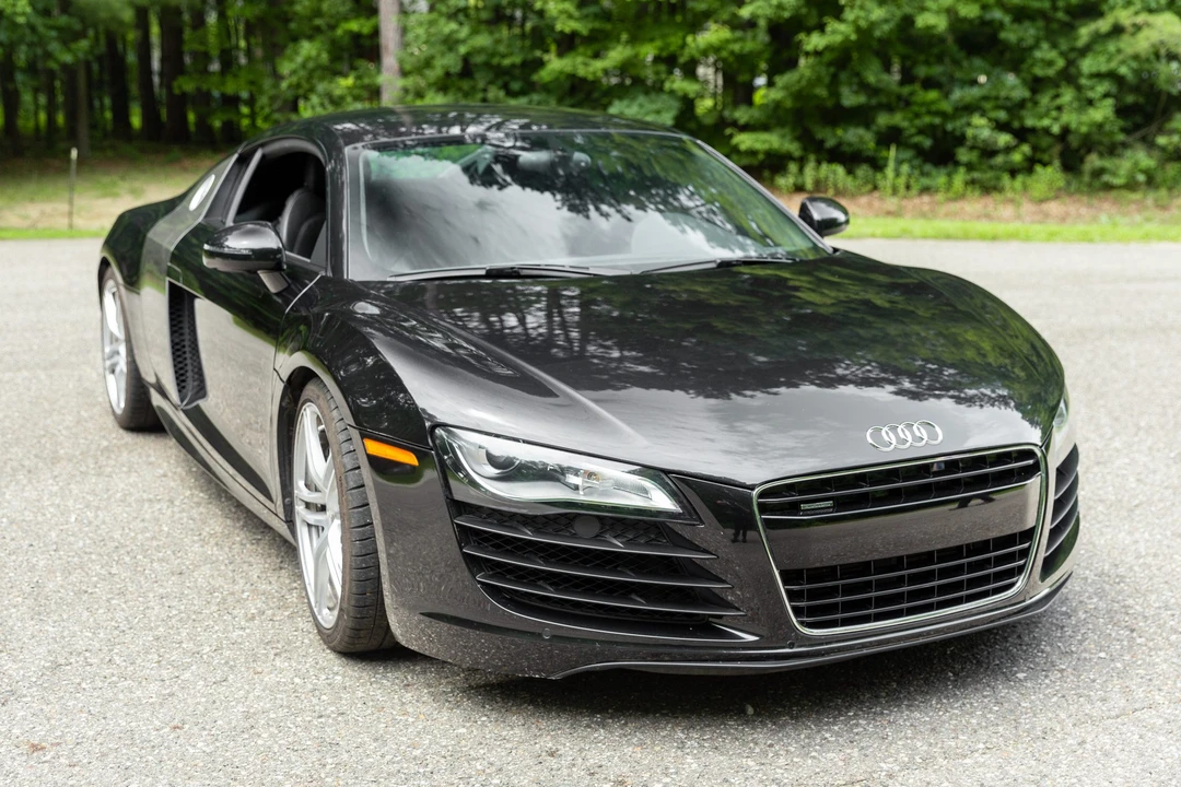 2009 Audi 42 R8 - Image 2 of 31