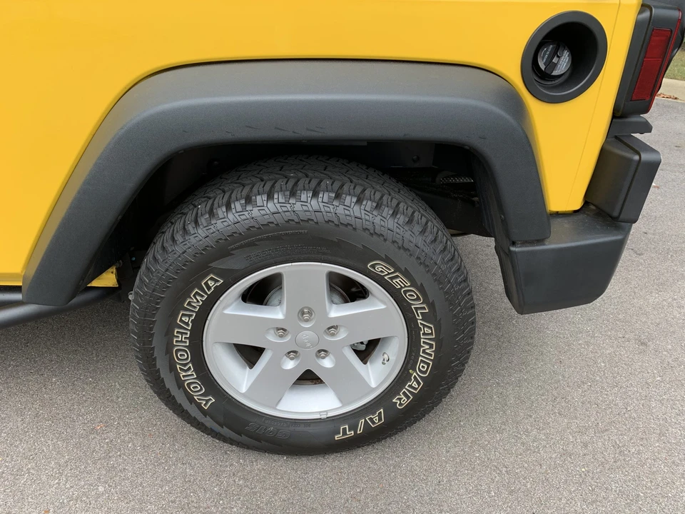 2009 Jeep JK Wrangler - Image 25 of 31