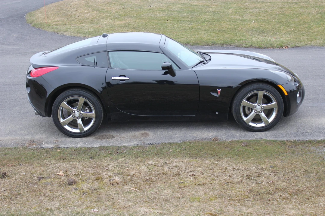 2009 Pontiac Solstice GXP - Image 9 of 31