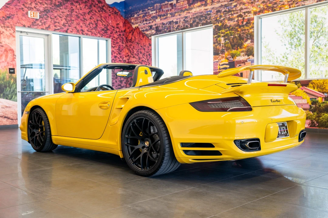 2009 Porsche 997 Turbo - Image 6 of 31