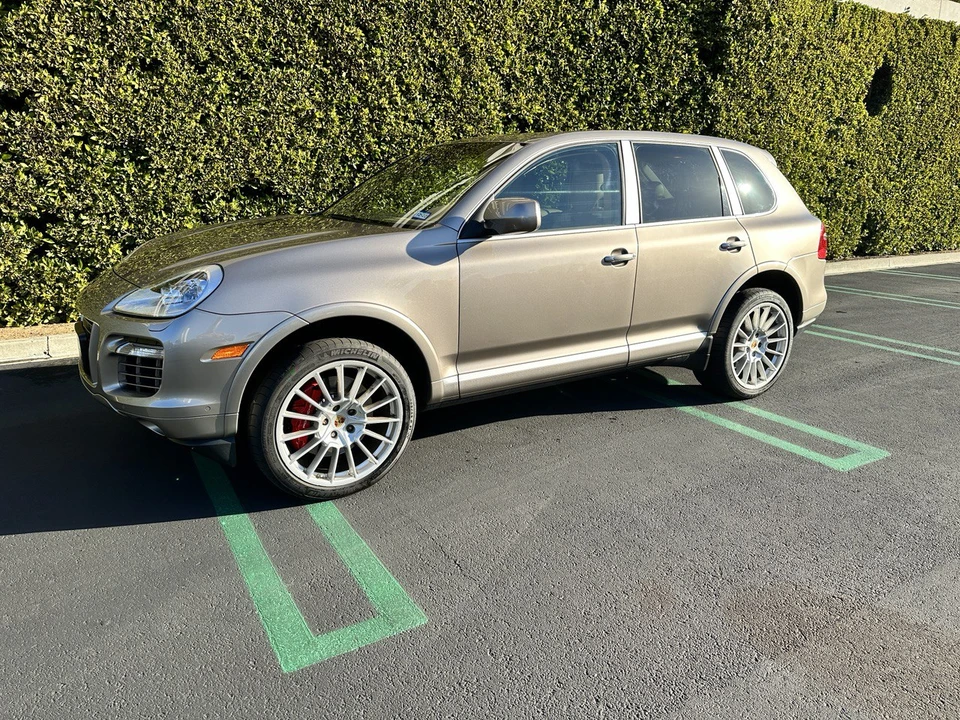 2009 Porsche 955/957 Cayenne Turbo - Image 6 of 31