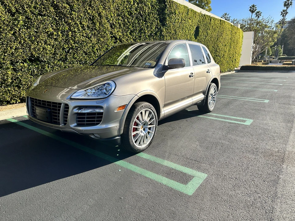 2009 Porsche 955/957 Cayenne Turbo - Image 4 of 31