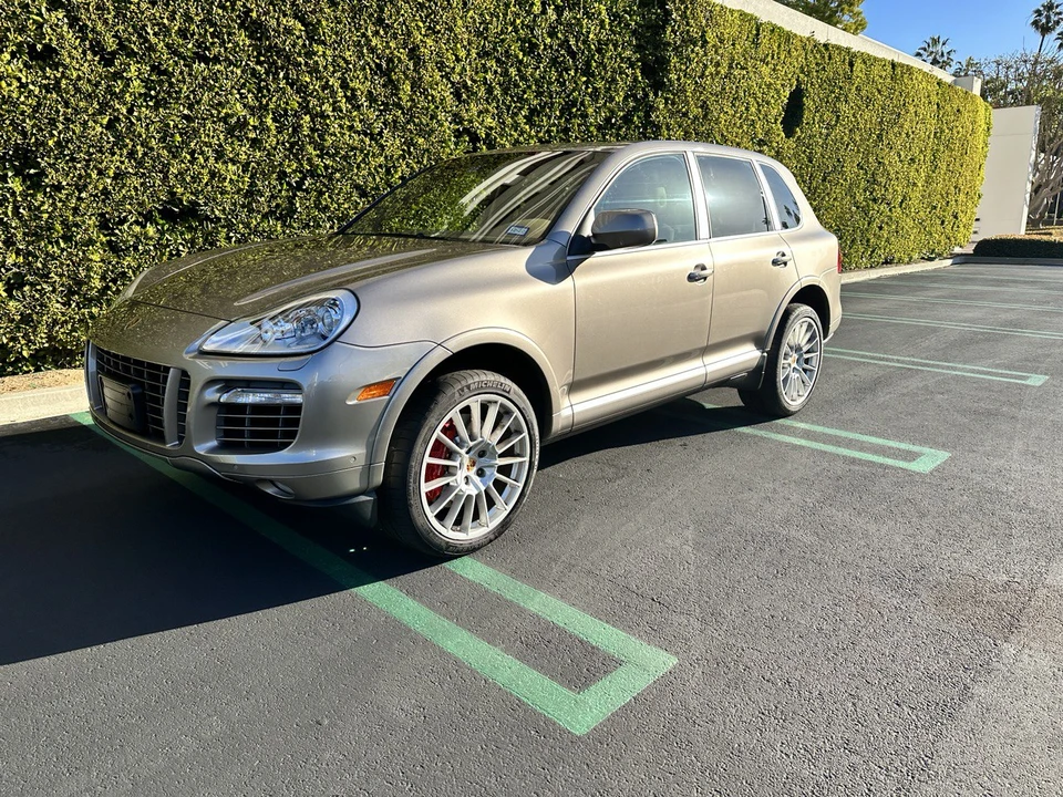2009 Porsche 955/957 Cayenne Turbo - Image 5 of 31