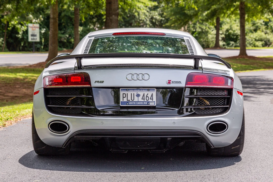 2010 Audi 42 R8 - Image 8 of 31
