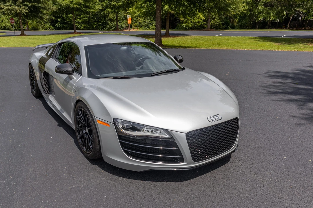 2010 Audi 42 R8 - Image 4 of 31