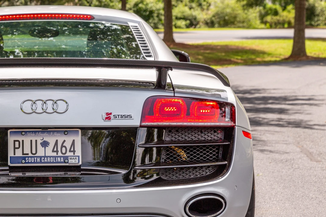2010 Audi 42 R8 - Image 23 of 31