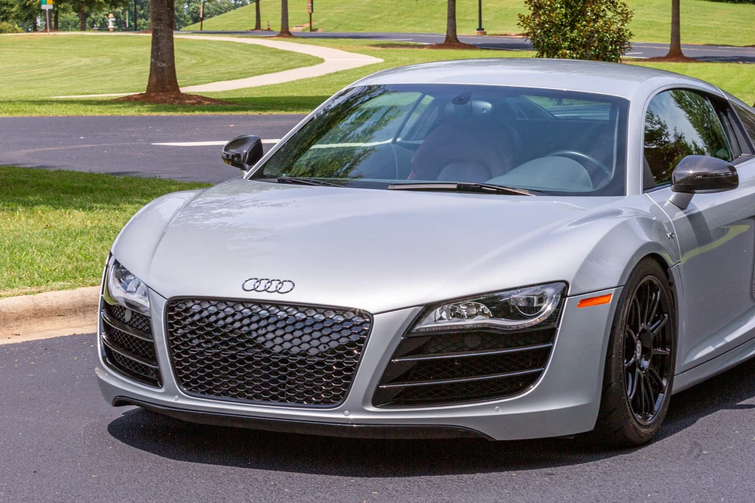 2010 Audi 42 R8 - Image 11 of 31