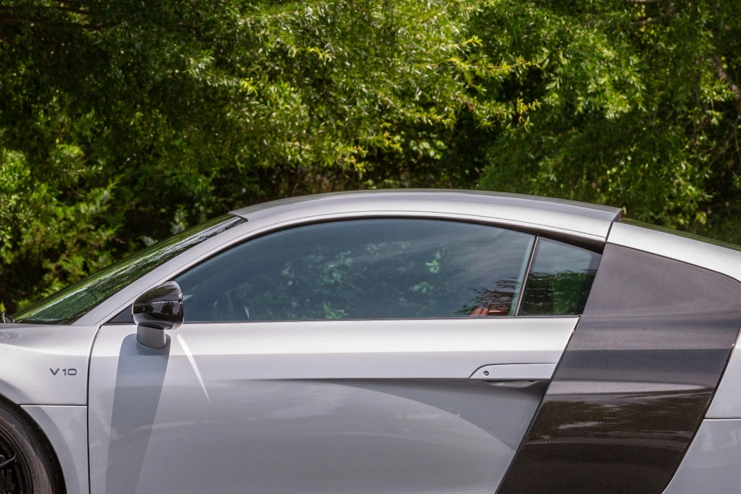 2010 Audi 42 R8 - Image 31 of 31