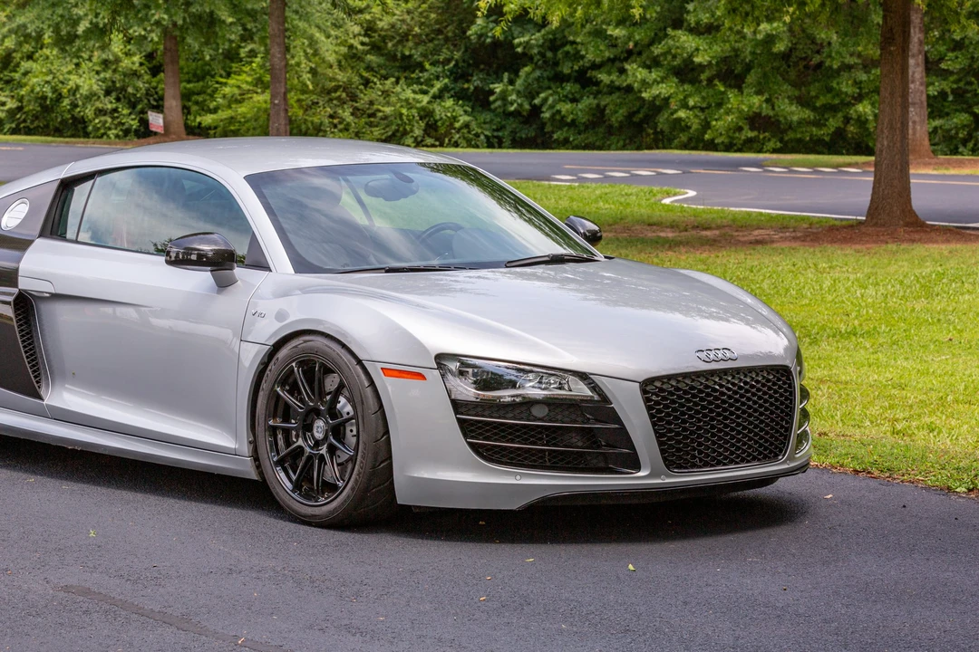 2010 Audi 42 R8 - Image 12 of 31