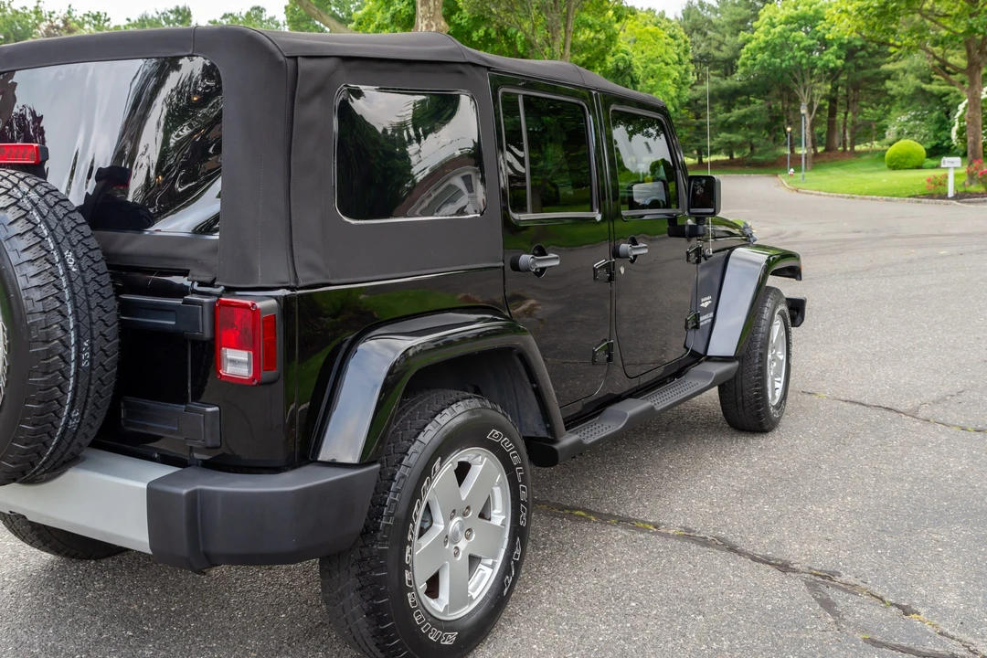 2010 Jeep JK Wrangler - Image 18 of 31
