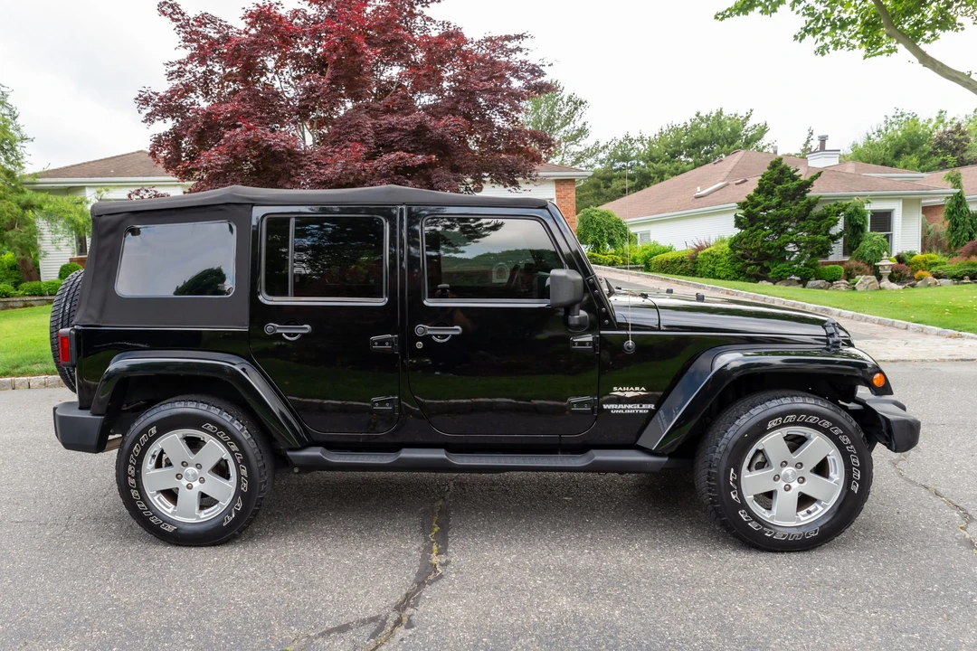 2010 Jeep JK Wrangler - Image 4 of 31