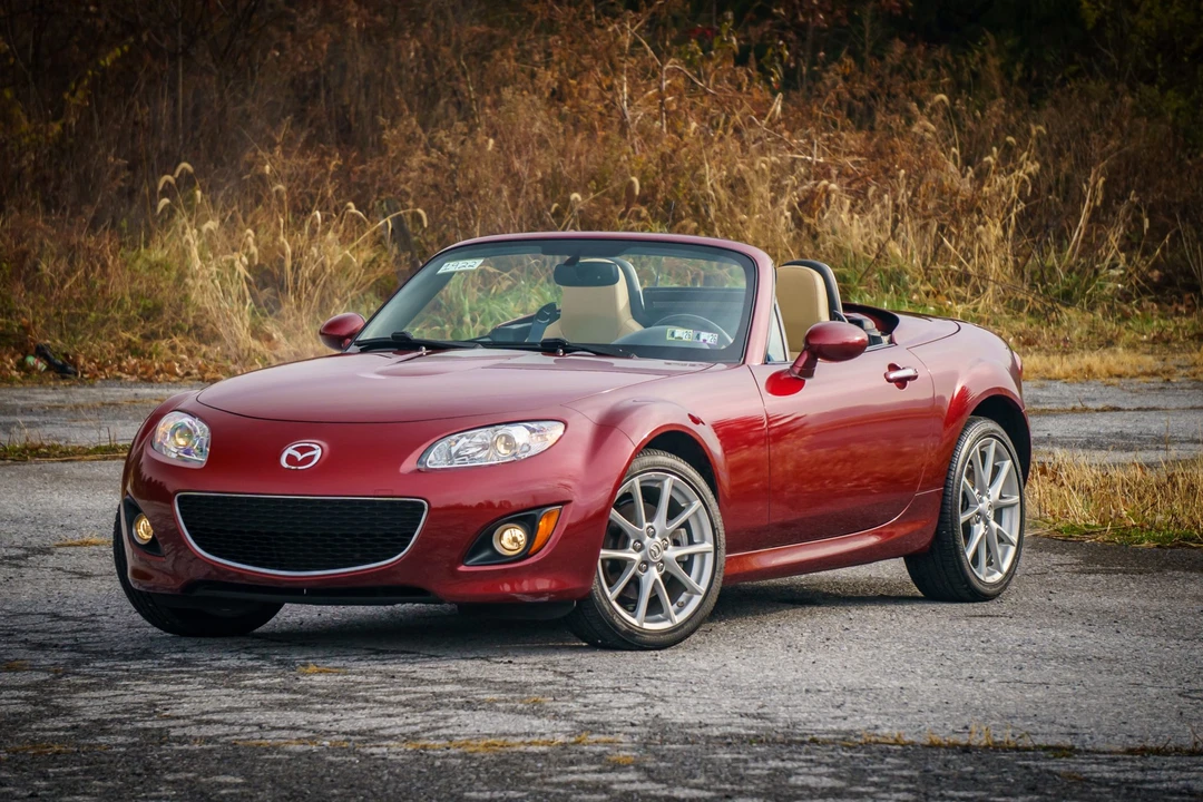 2010 Mazda NC MX-5 Miata - Image 3 of 31