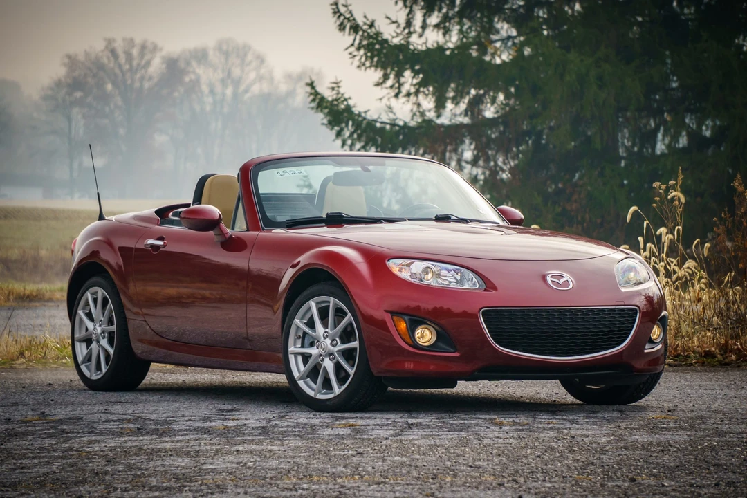 2010 Mazda NC MX-5 Miata - Image 11 of 31