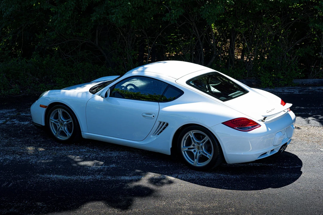 2010 Porsche 987 Cayman - Image 27 of 31