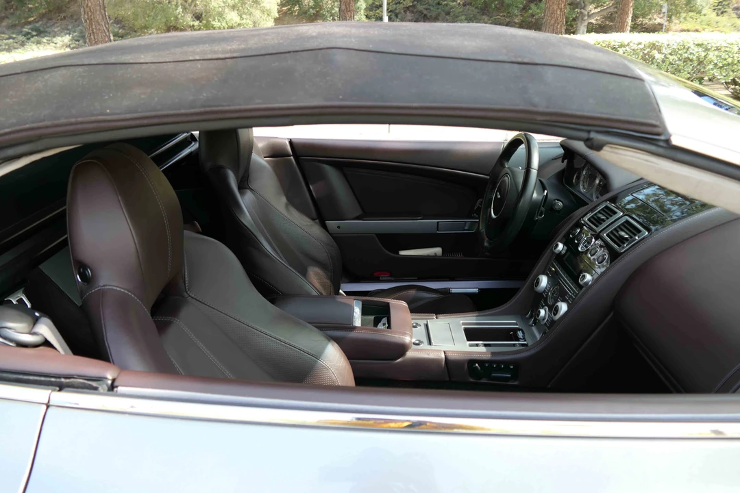2011 Aston Martin DB9 - Image 27 of 31