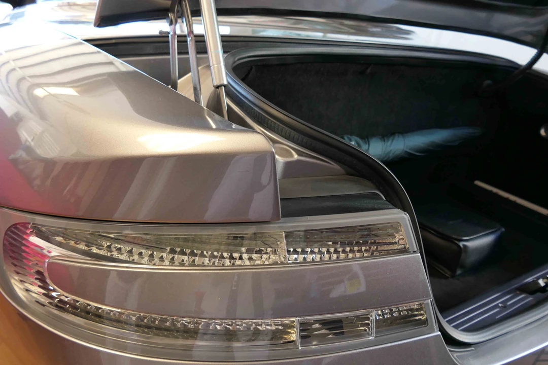 2011 Aston Martin DB9 - Image 21 of 31