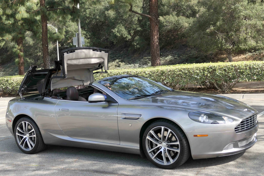 2011 Aston Martin DB9 - Image 12 of 31