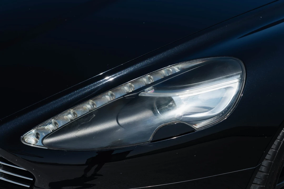 2011 Aston Martin Rapide - Image 23 of 31