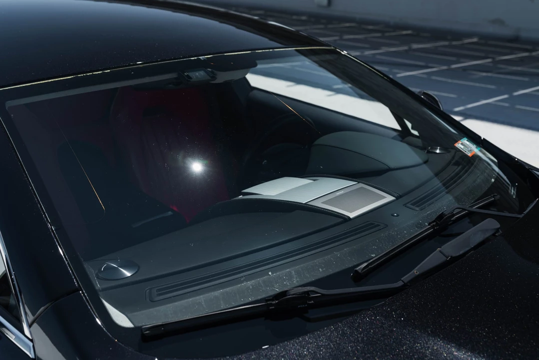 2011 Aston Martin Rapide - Image 29 of 31