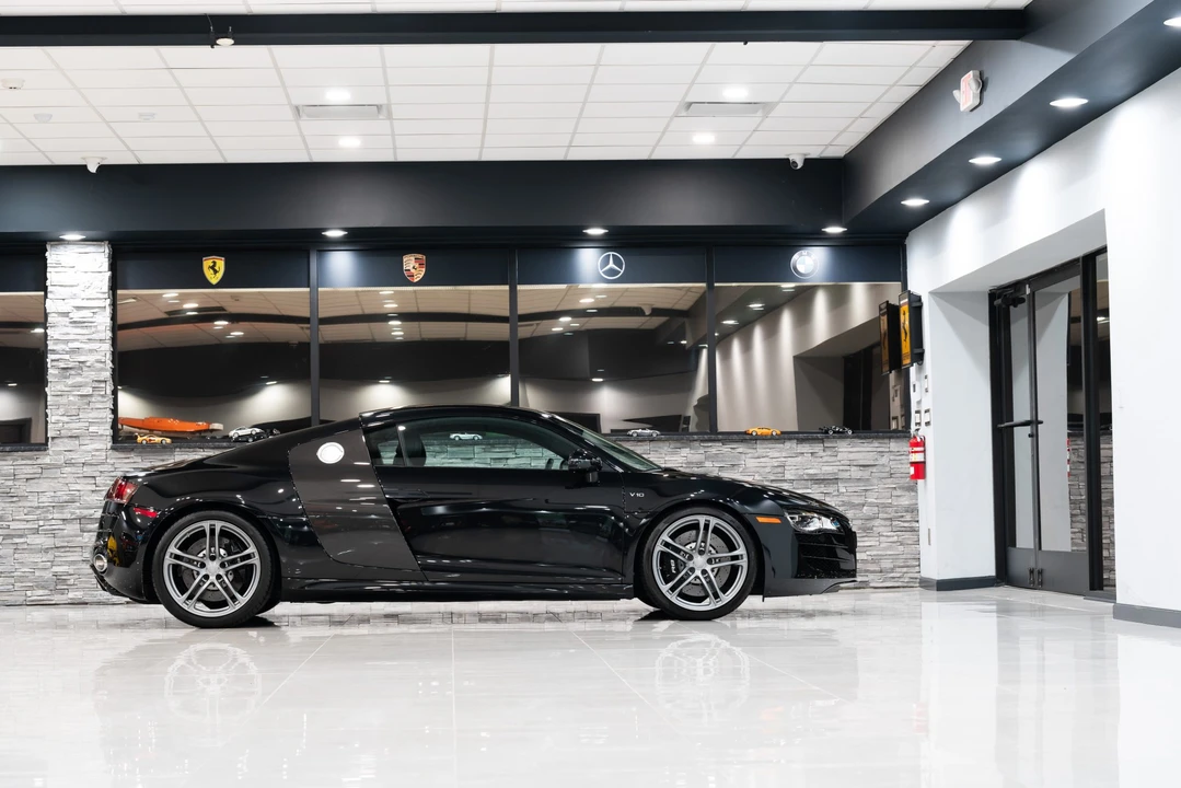 2011 Audi 42 R8 - Image 20 of 31