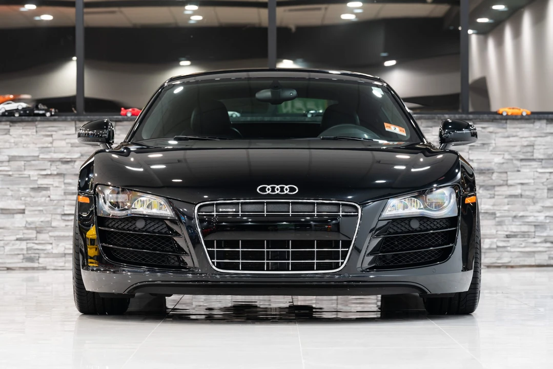 2011 Audi 42 R8 - Image 27 of 31