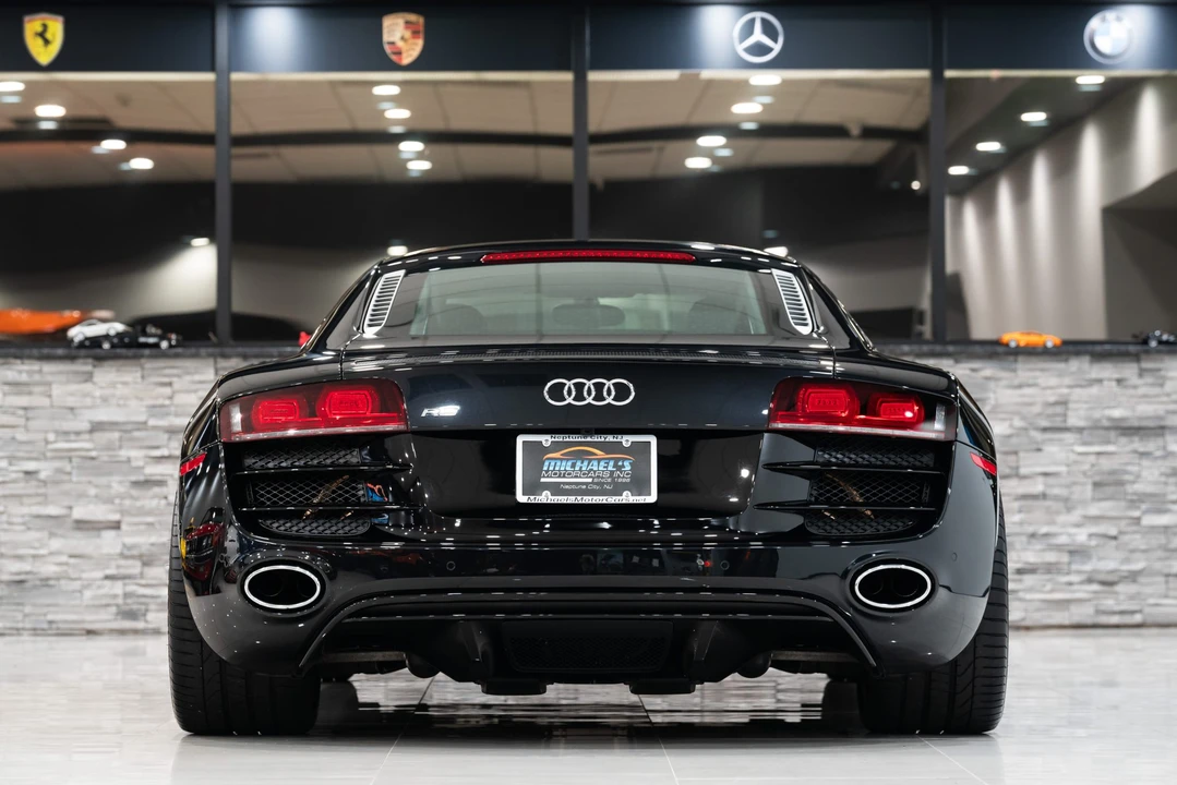 2011 Audi 42 R8 - Image 15 of 31