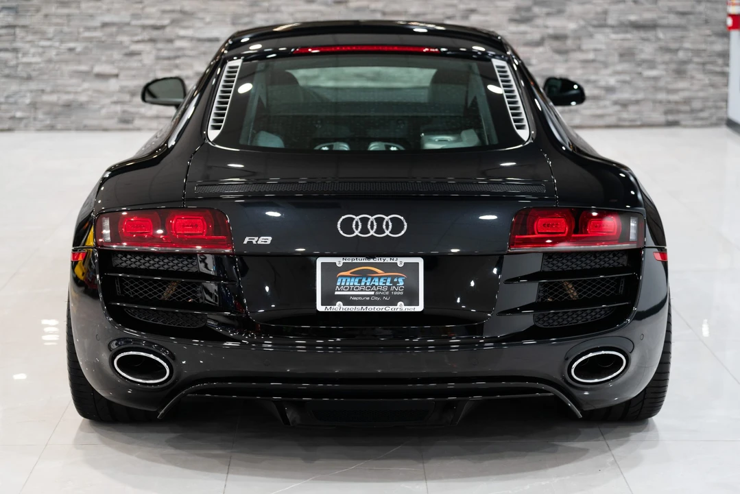 2011 Audi 42 R8 - Image 11 of 31
