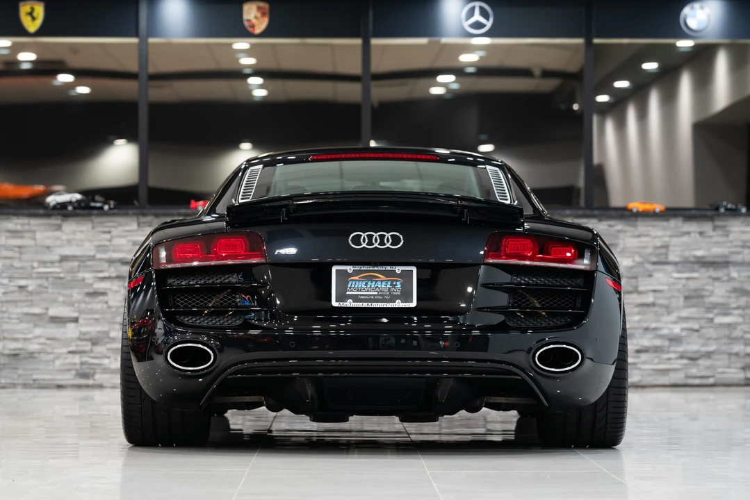 2011 Audi 42 R8 - Image 14 of 31