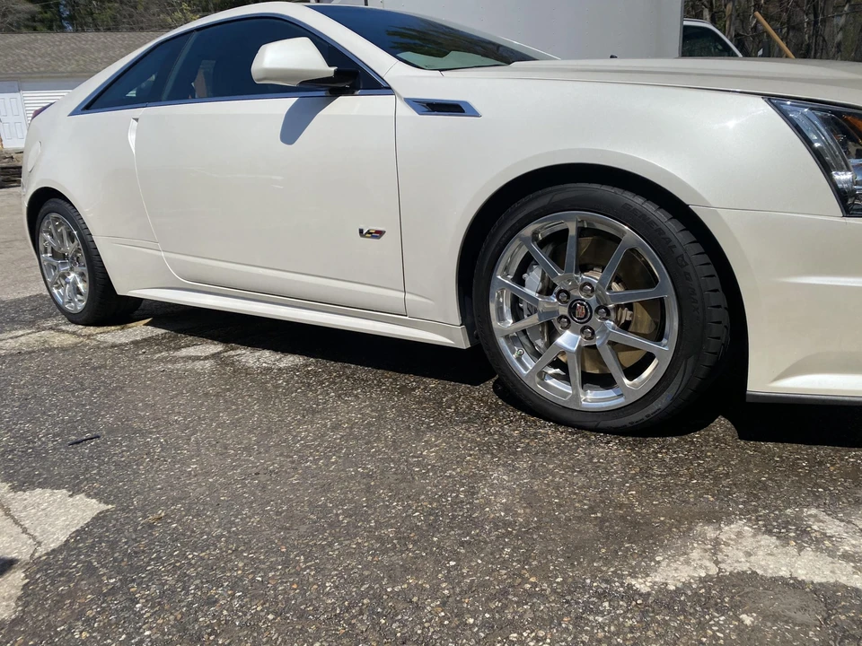 2011 Cadillac CTS-V 2nd Gen - Image 26 of 31