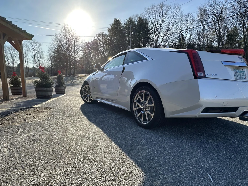 2011 Cadillac CTS-V 2nd Gen - Image 30 of 31