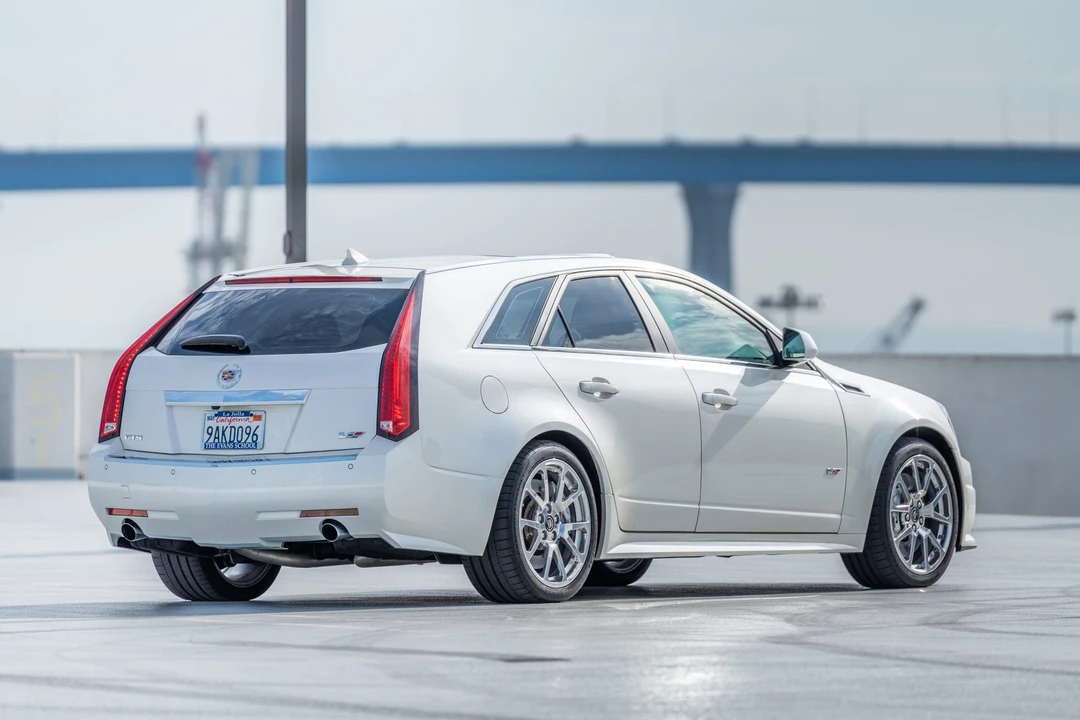 2011 Cadillac CTS-V 2nd Gen - Image 7 of 31