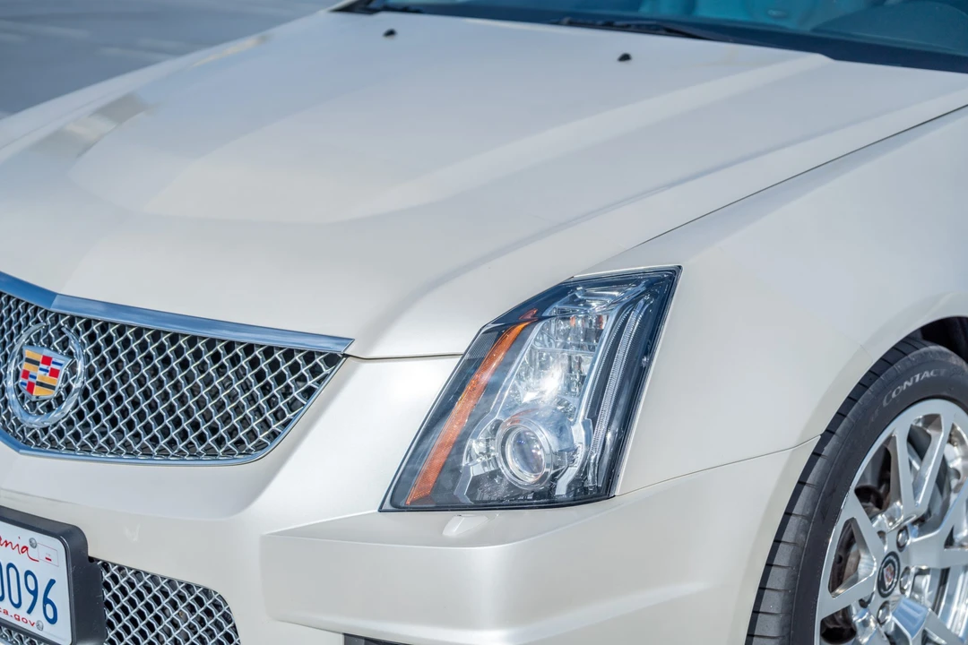 2011 Cadillac CTS-V 2nd Gen - Image 16 of 31