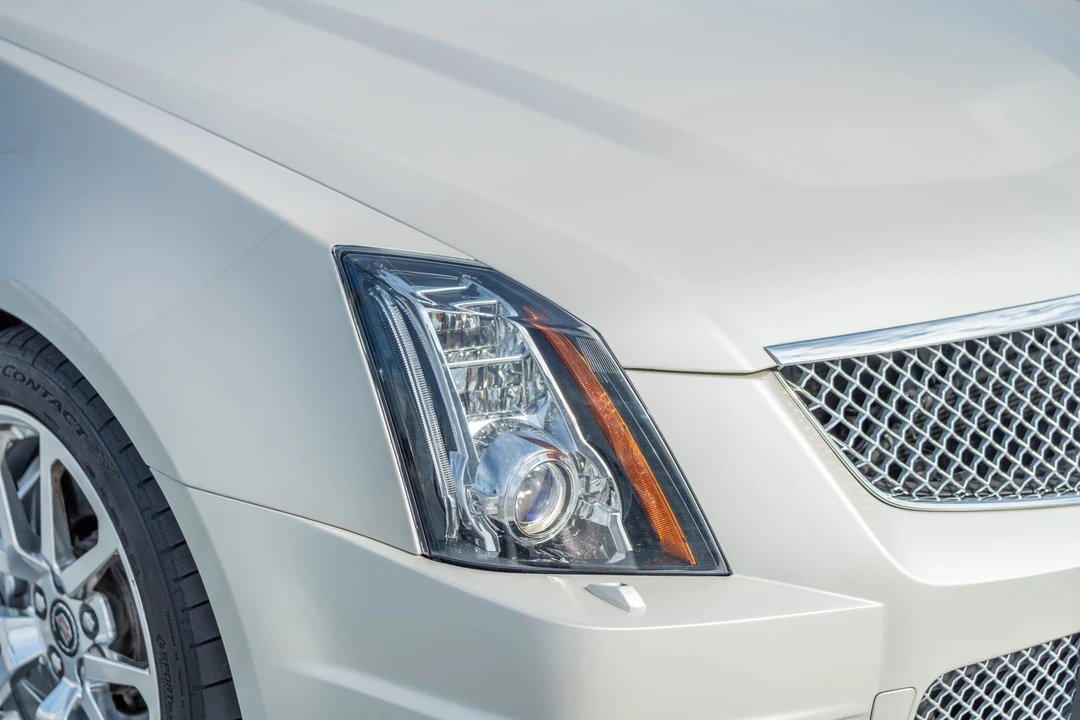 2011 Cadillac CTS-V 2nd Gen - Image 15 of 31